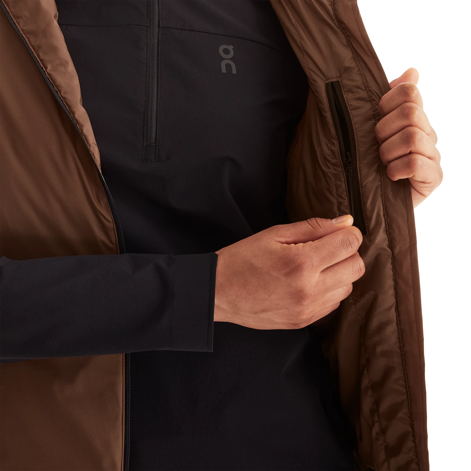 On Running ON Womens Insulator Jacket - Cocoa/Black 6 On Running ON Womens Insulator Jacket - Cocoa/Black - Image 6