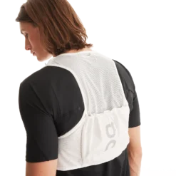 On Running ON Ultra Vest 5L - Undyed White 11 On Running ON Ultra Vest 5L - Undyed White -Sportswear 2UD30020864 ultra vest 5 fw23 undyed white u g4