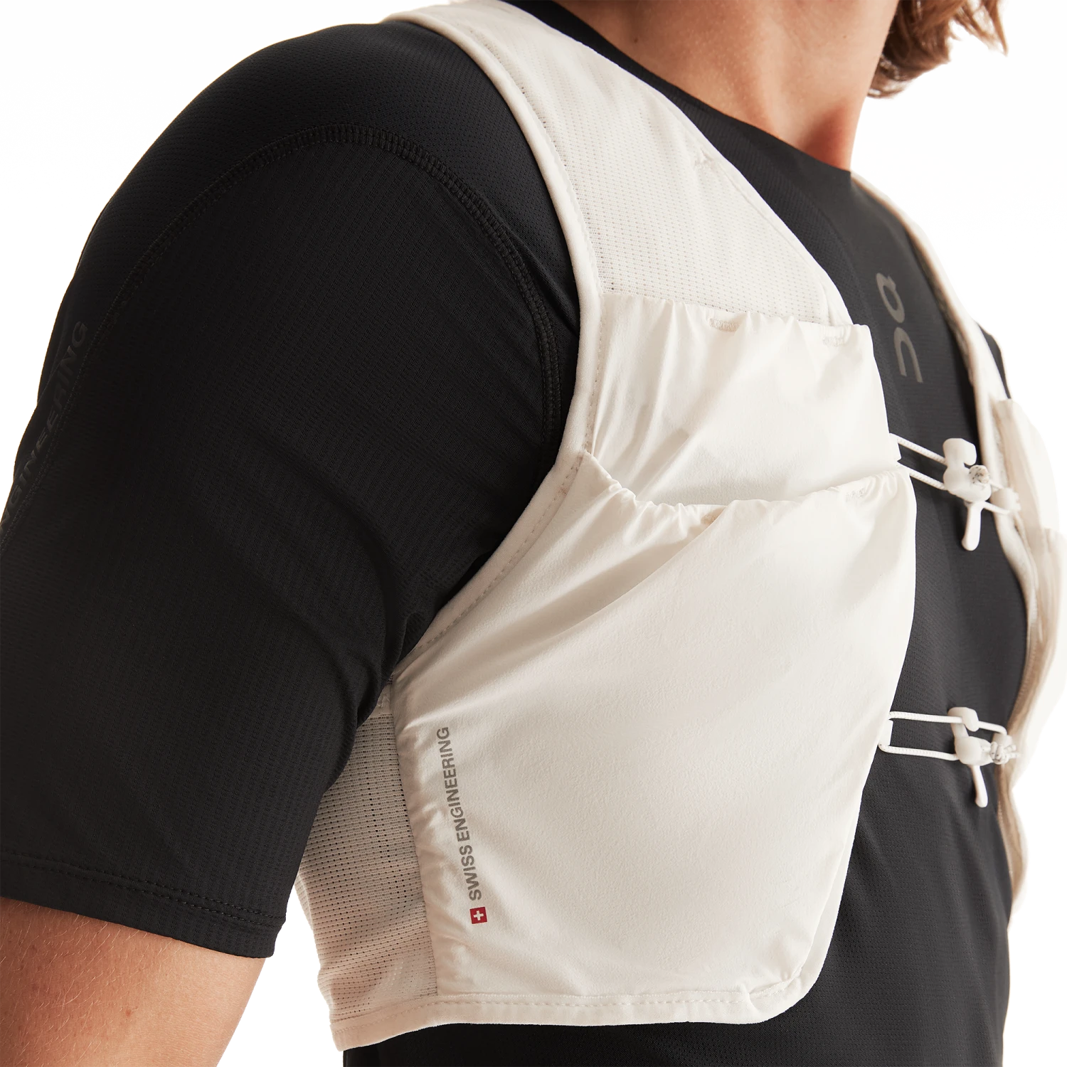 On Running ON Ultra Vest 5L - Undyed White 6 On Running ON Ultra Vest 5L - Undyed White - Image 6