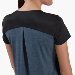 On Running ON Womens Performance SS Tee - Black/Dark -Sportswear o1 644x645 35bbe506 382f 44b1 9ab4 1dd36f4142a7
