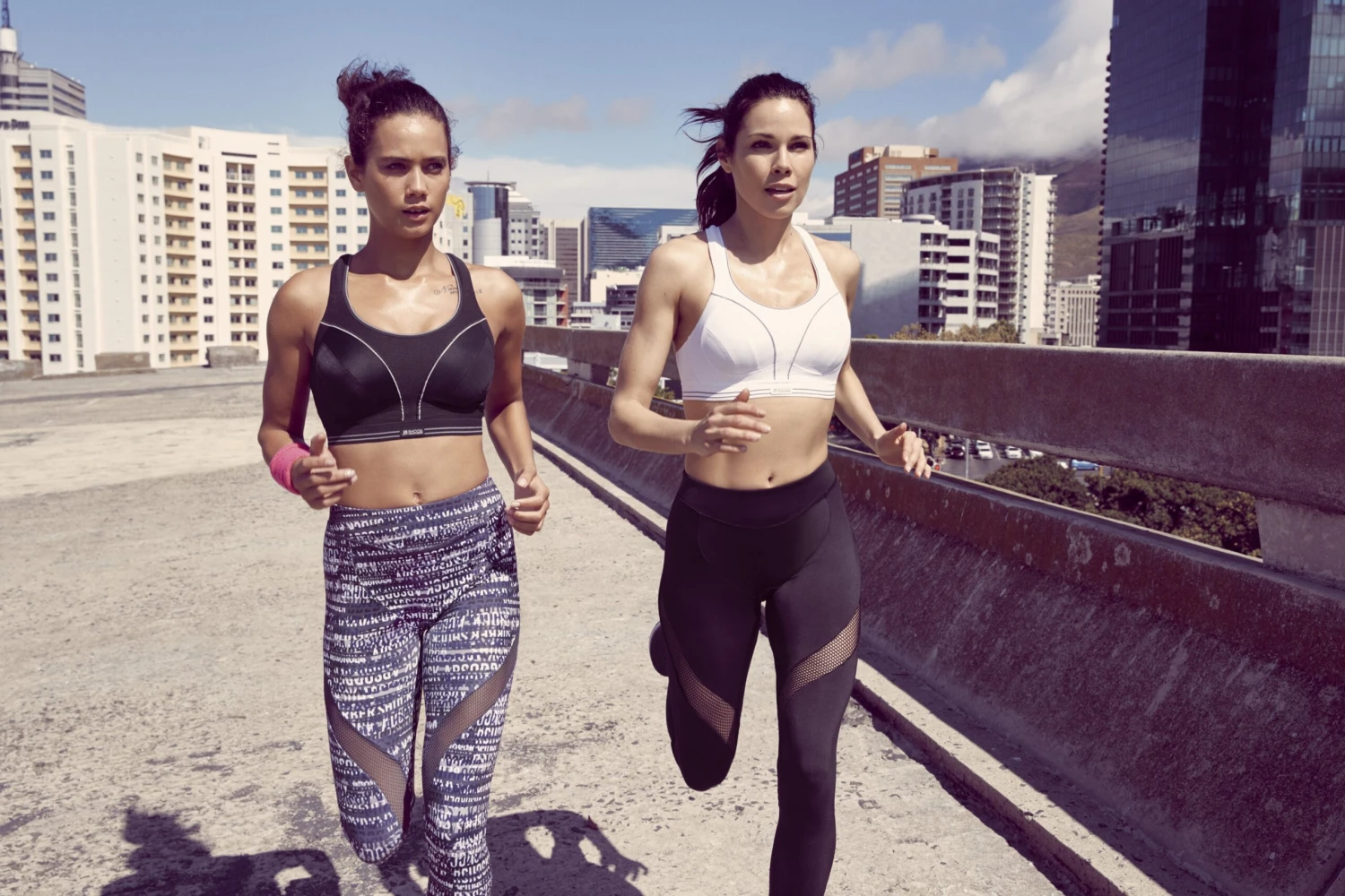 Shock Absorber S5044 Ultimate Run Bra - Black 3 Shock Absorber S5044 Ultimate Run Bra - Black - Image 3